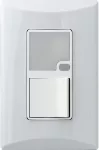 Interruptor 15A 120V con luz LED guia blanco Plata Eagle 1024-W