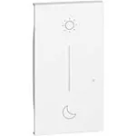 Cubretecla iluminable para control inteligente con simbolo de dia y noche 2 modulos blanco Living Now Bticino KW41M2